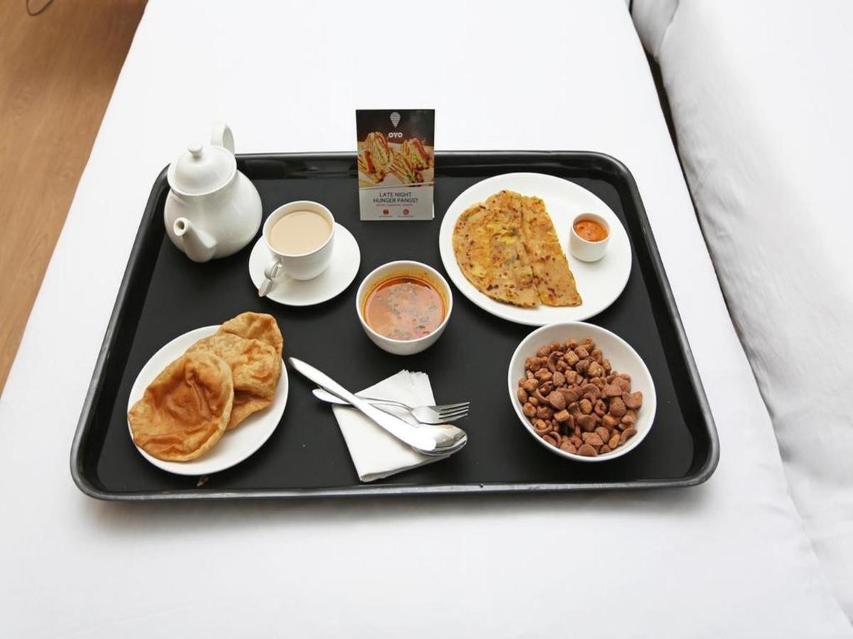 Hotel Oyo 49090 G K Jain Guna Exterior foto